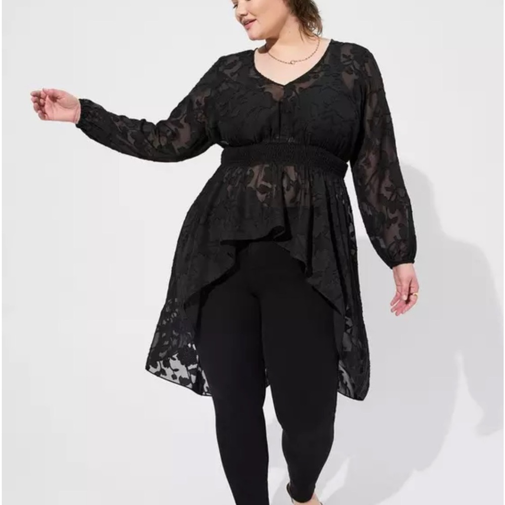 Torrid chiffon clip floral hi low top
